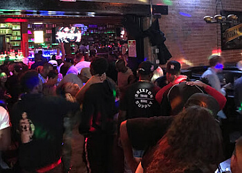3 Best Sports Bars in Albuquerque, NM - Expert Recommendations