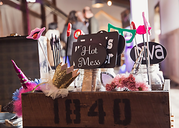 Aurora Photo Booth Companies The Little House Picturebooth