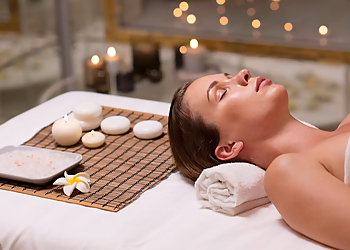 Riverside Spas The Lux Day Spa