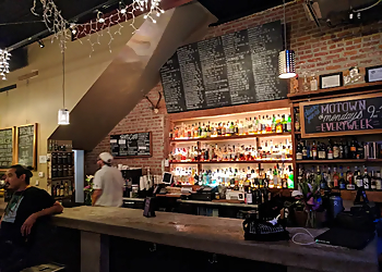 Honolulu Night Clubs The Manifest