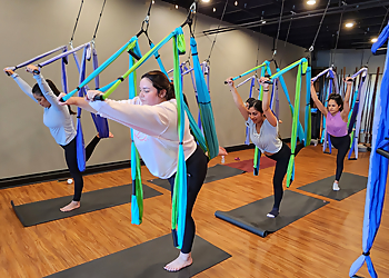 Ontario Yoga Studios The Mind-Body Connection Yoga & PIlates Studio