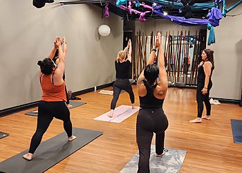 Ontario Yoga Studios The Mind-Body Connection Yoga & PIlates Studio