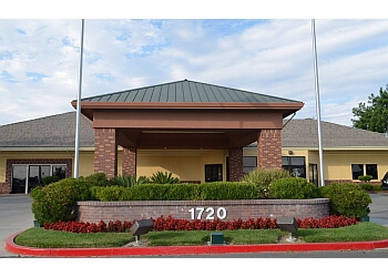 3 Best Hotels In Modesto Ca Threebestrated Ramada