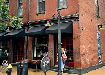 St Louis Cafe The Mud House