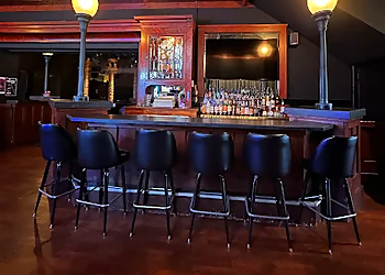 Rockford Night Clubs The Office Niteclub