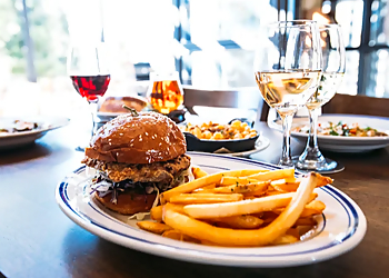 Long Beach Pubs The Ordinarie