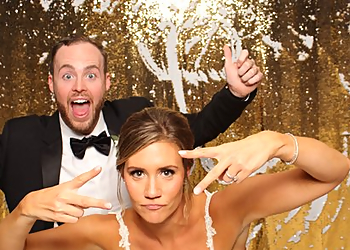 Kansas City Photo Booth Companies The Photo Bus