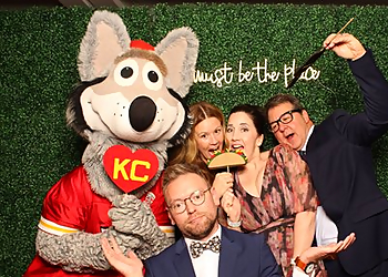 Kansas City Photo Booth Companies The Photo Bus