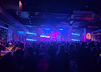 Honolulu Night Clubs The Republik