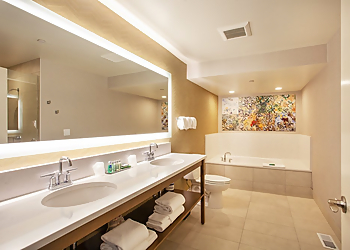 Boise City Hotels The Riverside Hotel