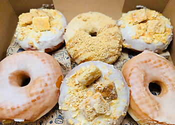 The Salty Donut Orlando Donut Shops image 1