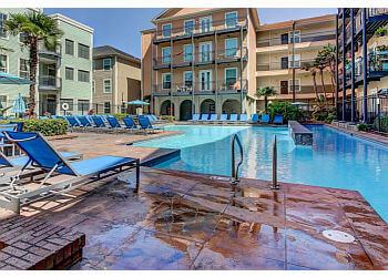 New Orleans Apartments For Rent The Saulet Apartments
