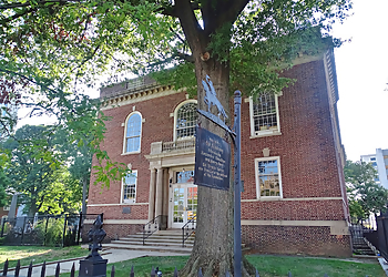 The Snyder Academy of Elizabethtown - Elizabeth, NJ Landmarks - Outdoor Experience Image