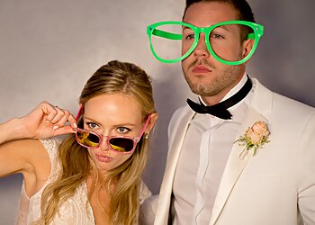 Minneapolis Photo Booth Companies The Traveling Photo Booth