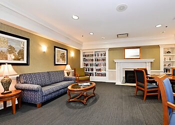 Virginia Beach Assisted Living Facilities The Waterford at Virginia Beach