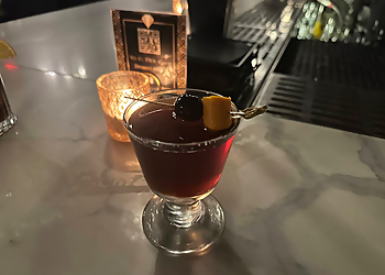 The White Rabbit - Gilbert, AZ Night Clubs - Beverage Image