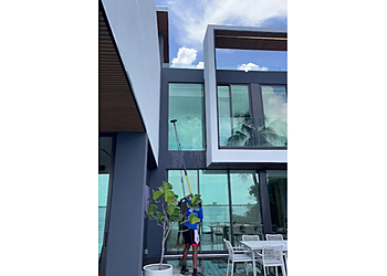 The Window Washing Company - Miami Beach, FL Window Cleaners - Field Work Image