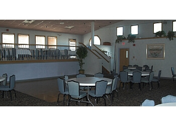 3 Best Seafood Restaurants In Manchester Nh Threebestrated Manchester Seafood Restaurant The Yard