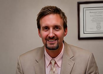 Theodore Uroskie, Jr, MD - NORFOLK PLASTIC SURGERY, PC Theodore Uroskie, Jr, MD - Norfolk, VA Plastic Surgeons - Doctor Portrait Image