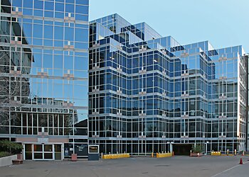 Oakland Cardiologists Thomas G. Quinn, MD - OAKLAND CARE CENTER