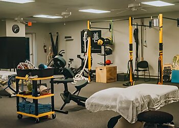 Tallahassee Physical Therapists Thomas Larson, MPT, CSCS - BASE PHYSICAL THERAPY