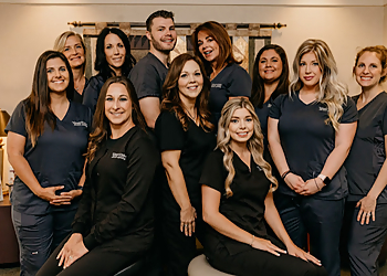 Lafayette Cosmetic Dentists Thomas Sammons, DDS - DR. THOMAS SAMMONS AND DR. ANN LAURENT DENTAL ARTISTRY