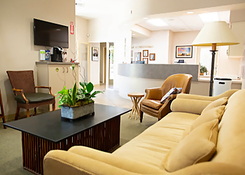 Bakersfield Cosmetic Dentists Thomas W. Frank, DDS