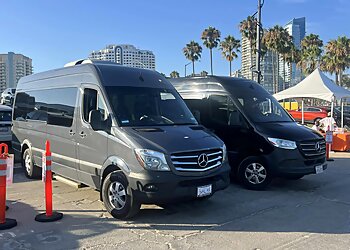 Thornton Executive Transportation  Long Beach Limo Service image 1