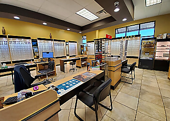 Aurora Pediatric Optometrists Thu Cao, OD - LOOK OPTICAL