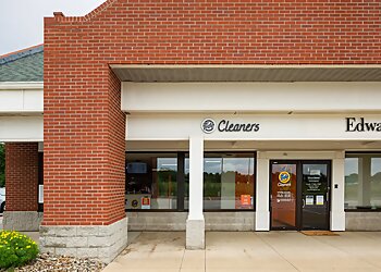 Tide Cleaners Akron Dry Cleaners image 1