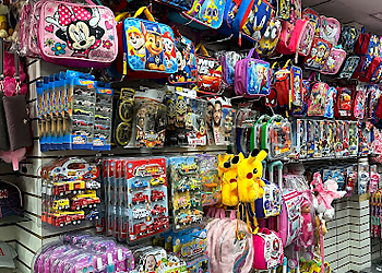 Newark Gift Shops Tien Rong Gift Shop