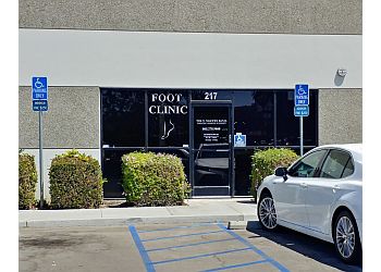 Oxnard Podiatrists Tim Nguyen, DPM