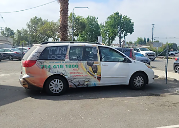 Tin Locksmith - Garden Grove, CA Locksmiths - Service Vehicle Image