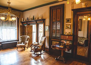 Rockford Landmarks Tinker Swiss Cottage Museum