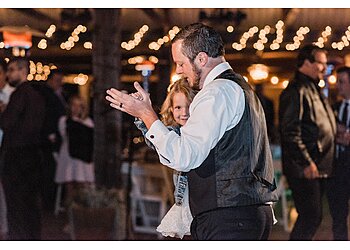 Austin Djs Toast Entertainment