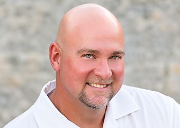 Todd Main - STATE FARM Todd Main - Palmdale, CA Insurance Agents - Professional Portrait Image