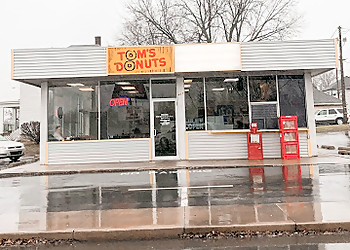 Fort Wayne Donut Shops Tom's Donuts