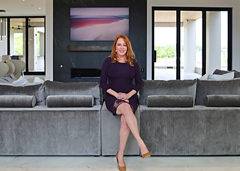 Tonya Peek - TONYA PEEK GROUP | COLDWELL BANKER REALTY Frisco Real Estate Agents image 1