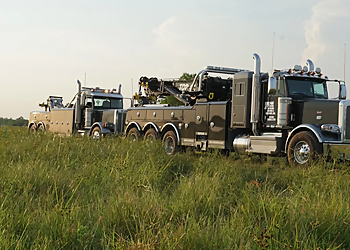 Beaumont Towing Companies Top Gun Wrecker Service & Recovery