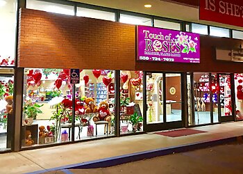 Visalia Florists Touch Of Roses Inc