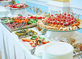 Touch of Paradise Catering Touch of Paradise Catering - Fullerton, CA Caterers - Table Setup Image