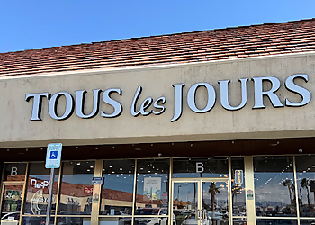 Tous Les Jours Cafe - Las Vegas, NV Bakeries - Restaurant Exterior Image