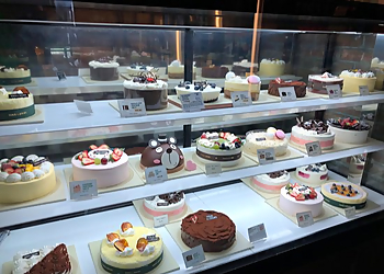 Tous Les Jours Columbus - Columbus, OH Cakes - Dessert Image