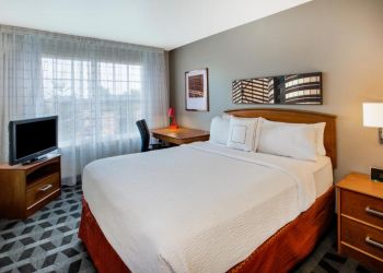 TownePlace Suites by Marriott Detroit Sterling Heights - Sterling Heights, MI Hotels - Hotel Room Image