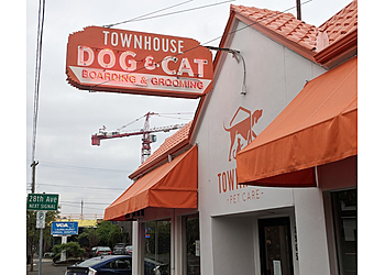 Townhouse Pet Care  Portland Pet Grooming image 1