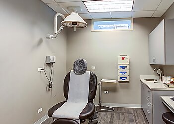 Elgin Dermatologists Tracy Campbell, MD - DERICK DERMATOLOGY ELGIN