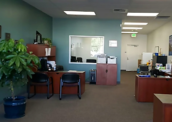 Sacramento Insurance Agents Tracy Tran - FARMERS INSURANCE AGENT