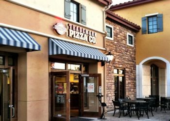 3 Best Pizza Places In Roseville CA ThreeBestRated   TrademarkPizzaCompany Roseville CA 