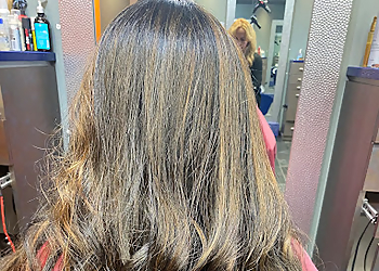 Trang Beauty Salon Lowell Hair Salons image 1