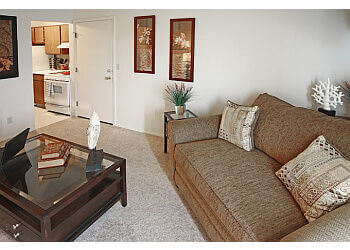 Lansing Apartments For Rent Trappers Cove Apartments